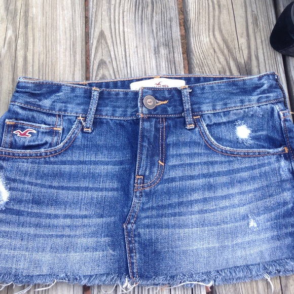 Hollister denim mini skirt