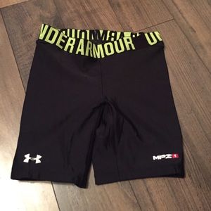 Under Armour Women's Sliding Shorts