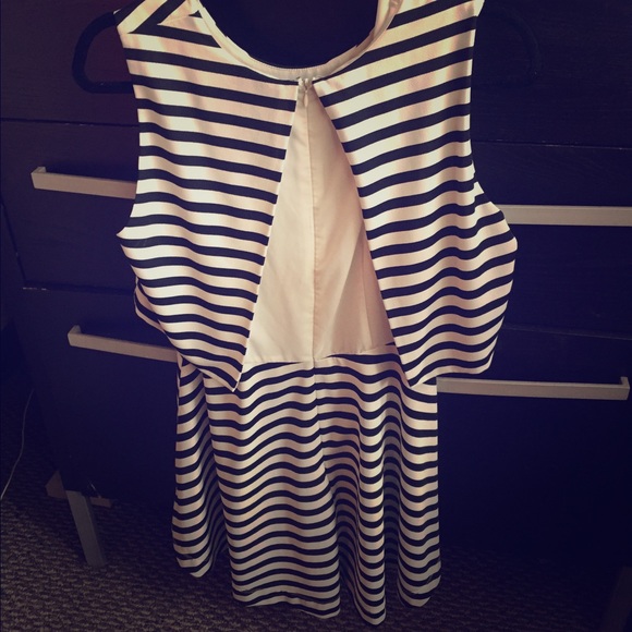 Black and white striped forever 21 dress