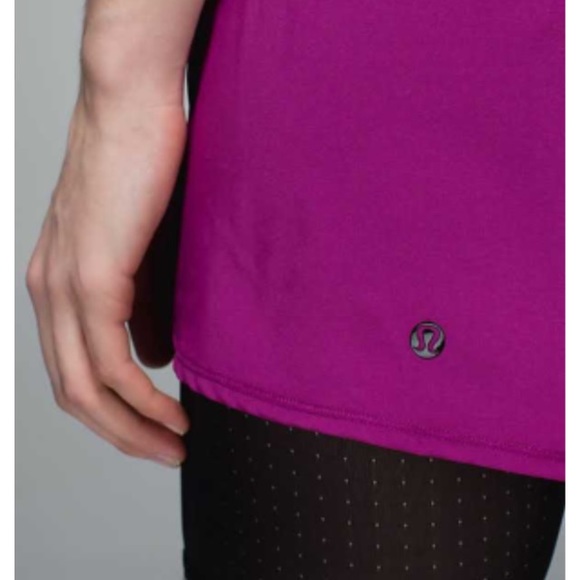 Lululemon NWT Hot to Street Short - Picture 4 of 4
