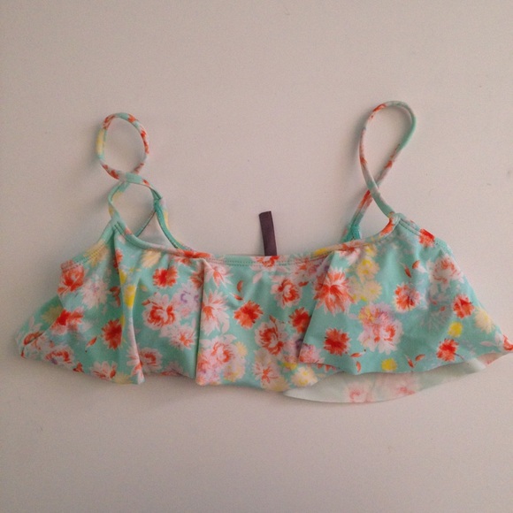 LA Hearts Floral Flounce Swim Top