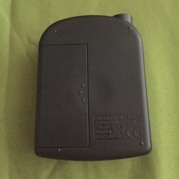 Guitar tuner - Picture 2 of 2