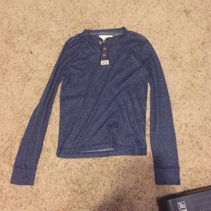 Hollister shirt