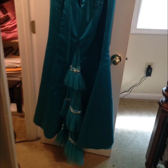 Elegant prom dress