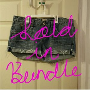 Cut off jean shorts.