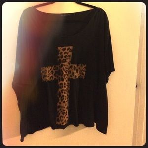 Oversized leopard cross shirt