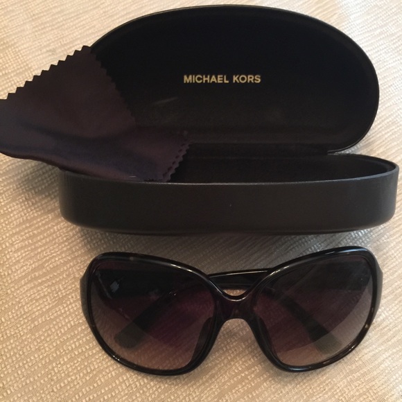 Authentic MIchael Kors Salina Sunglasses NWOT