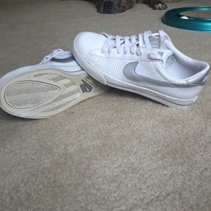 Nike shoes