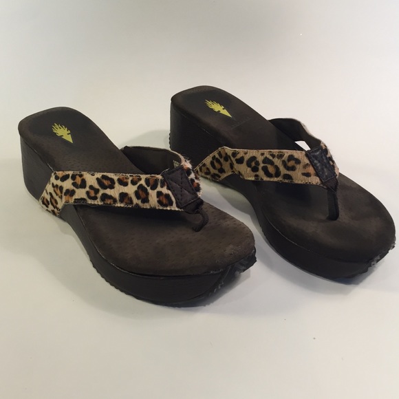Leopard Volatile wedged sandals