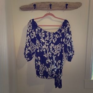 NWT White House Black Market Top