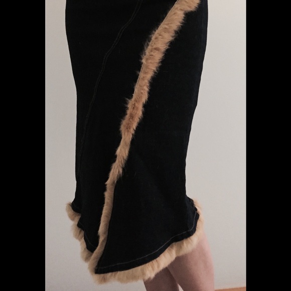 Blue jean with fur trim skirt - Picture 7 of 7
