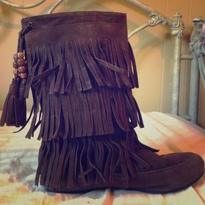 Fringed boots