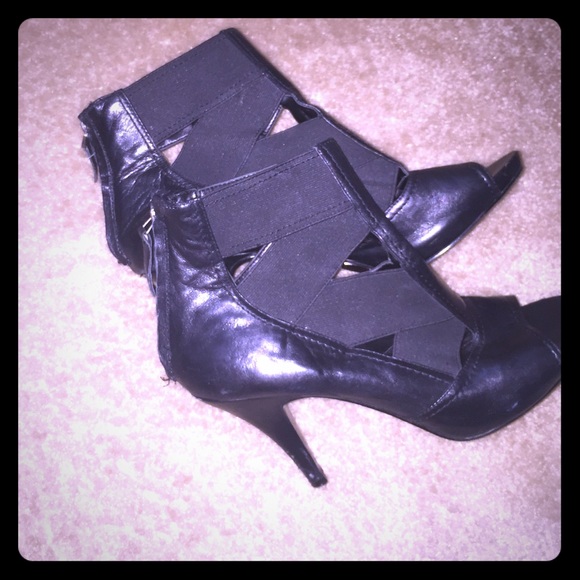 Nine West booties