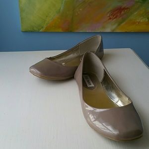 Steve madden nude flats