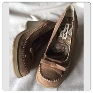 Bongo Faux Suede Wedges