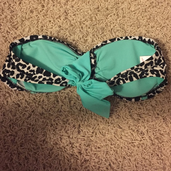 bathing suit - Picture 2 of 2