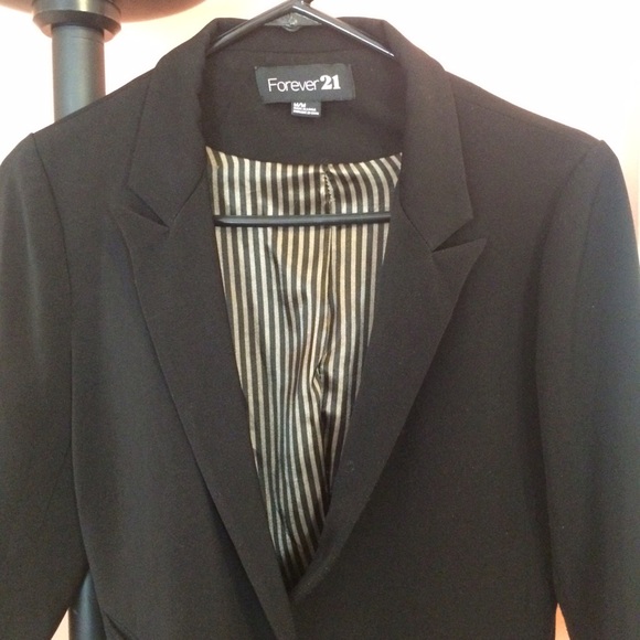 F21 Black Blazer - Picture 2 of 4