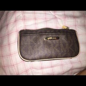 Michael kors wallet