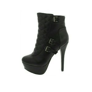 Black Boot