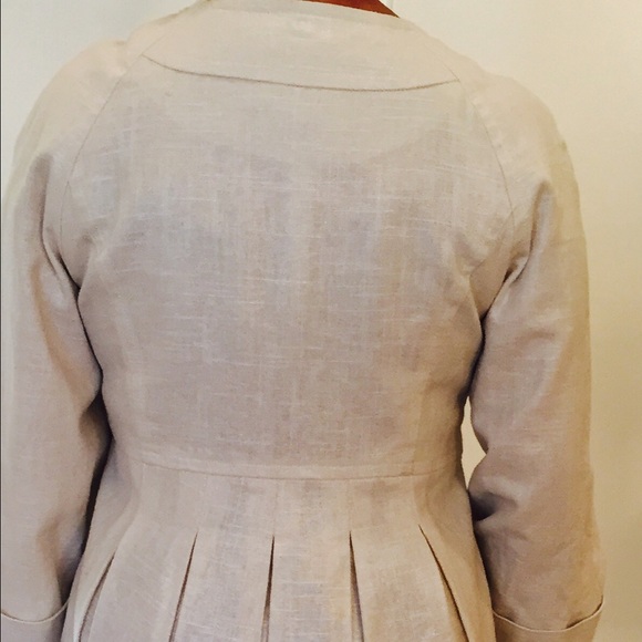 Coat - Picture 3 of 4