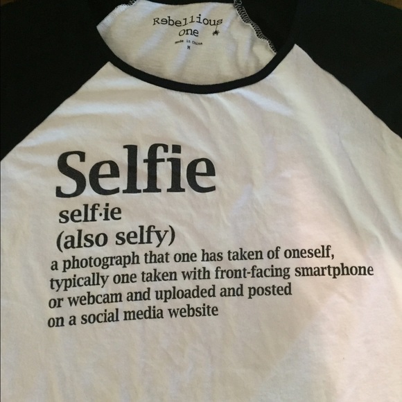 Selfie Shirt - Picture 2 of 3