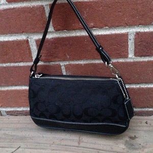 🎉host pick🎉 Coach wristlet clutch