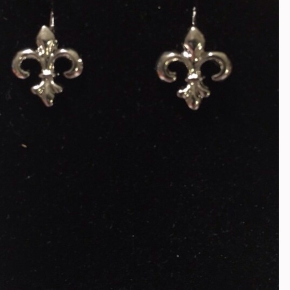 Jewelry - 🆕 Fleur De Lis Earrings 4/$10 or $6 a pair