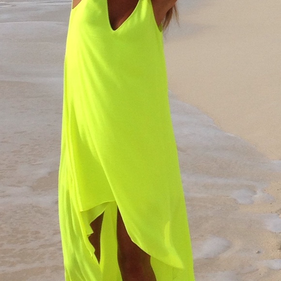 Dress) - Picture 2 of 3