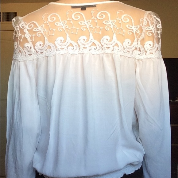 Love stitch blouse size small - Picture 2 of 3