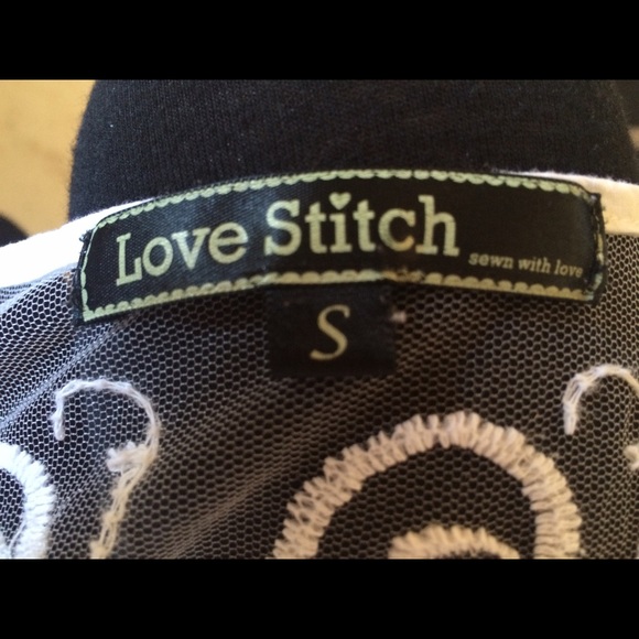 Love stitch blouse size small - Picture 3 of 3