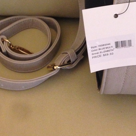 Sold - Picture 3 of 4