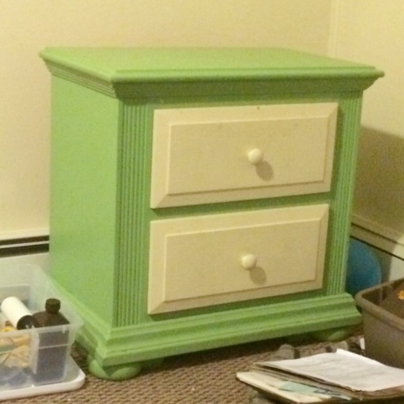 Vintage 2 drawer side table