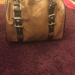 Express  purse bucket bag