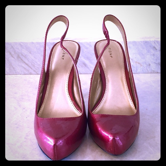 Patent leather red pumps