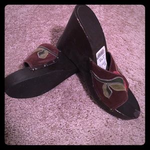 Coach wedges