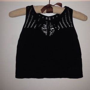 Cropped top