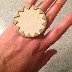 House of Harlow large Sunburst ring