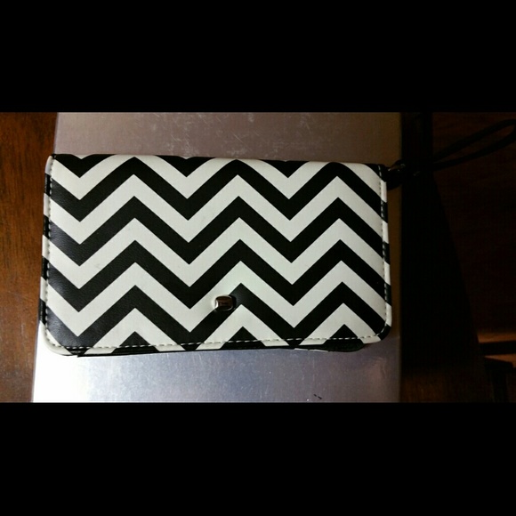 2 Phone wallets - Picture 3 of 3