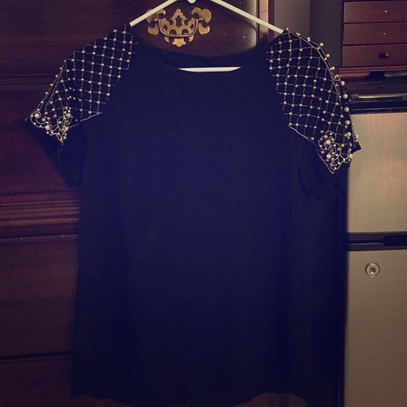 Black, shirt sleeve, dressy top