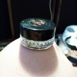 Anastasia Beverly hills dipbrow