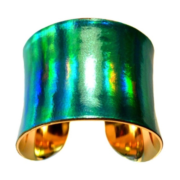 Iridescent Green Patent Leather Cuff Bracelet - Picture 1 of 1