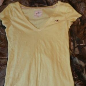 Hollister t-shirt!