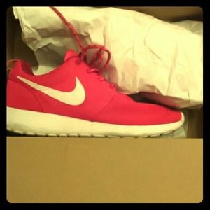 Nike Roshe runs