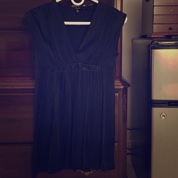 Black, short sleeve, long shirt from Express, XS