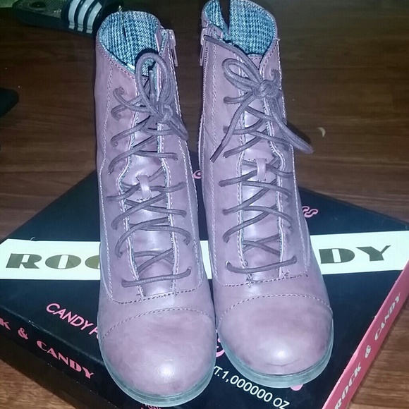 Booties - Picture 3 of 3