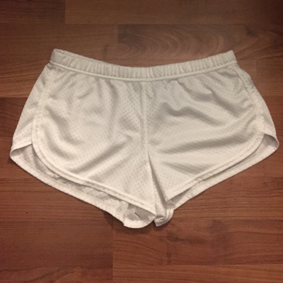 💥White Soffe Shorts💥