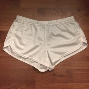 💥White Soffe Shorts💥