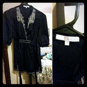 Navy blue top