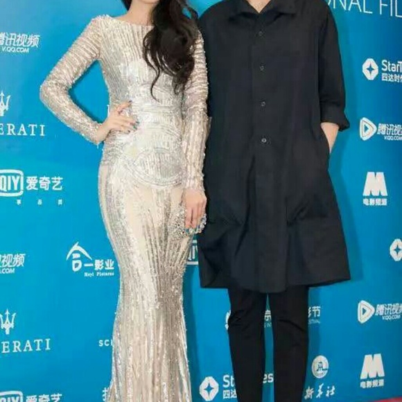 Dress - Picture 4 of 4