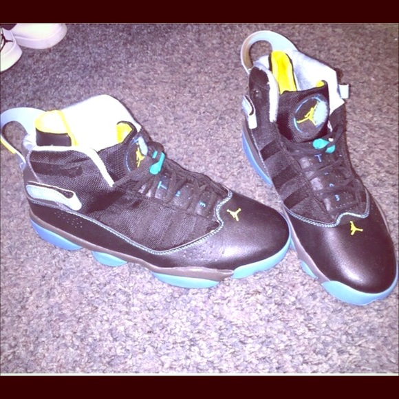 🎉 Price Drop 🎉 Jordan 6 rings gamma blue